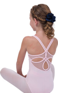 Mirella balletpakje met mooi gevlochten banden op de rug.